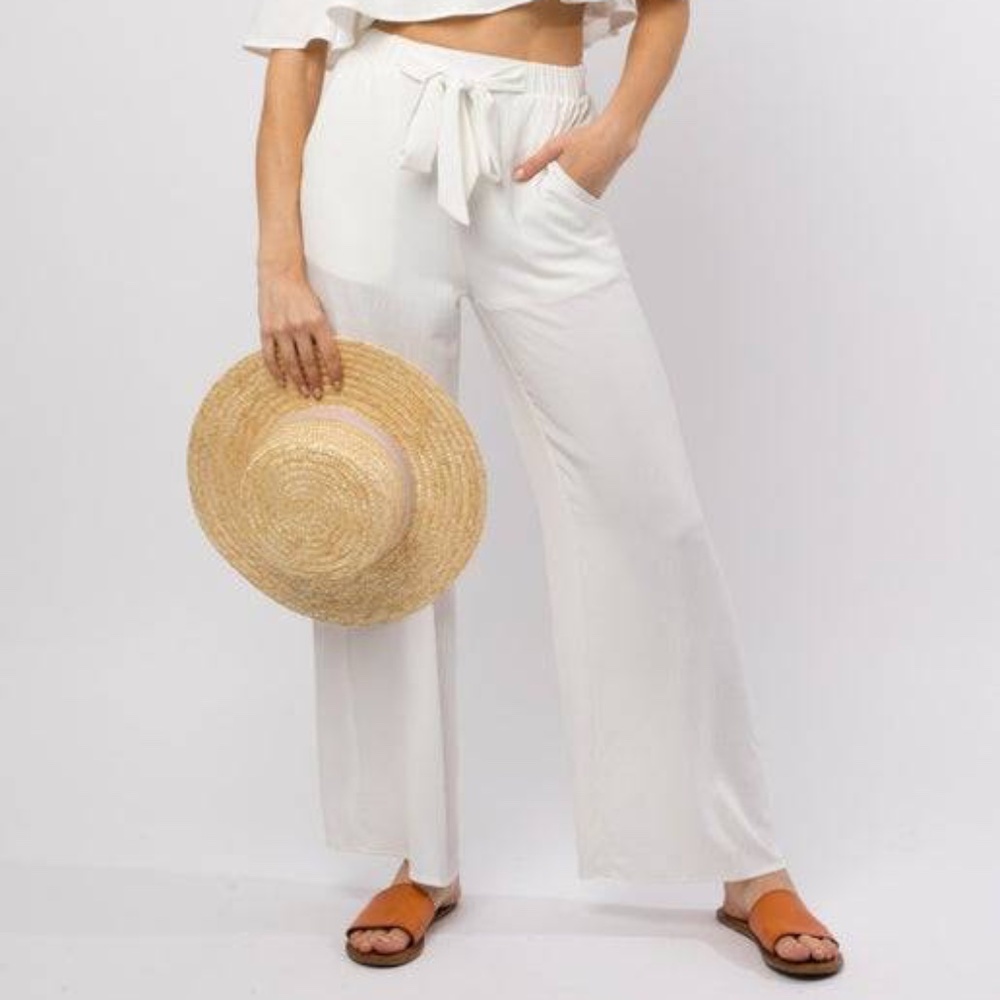 NWT Gilli Beach pants